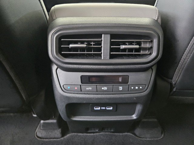 Used 2023 Honda Pilot Touring image 22
