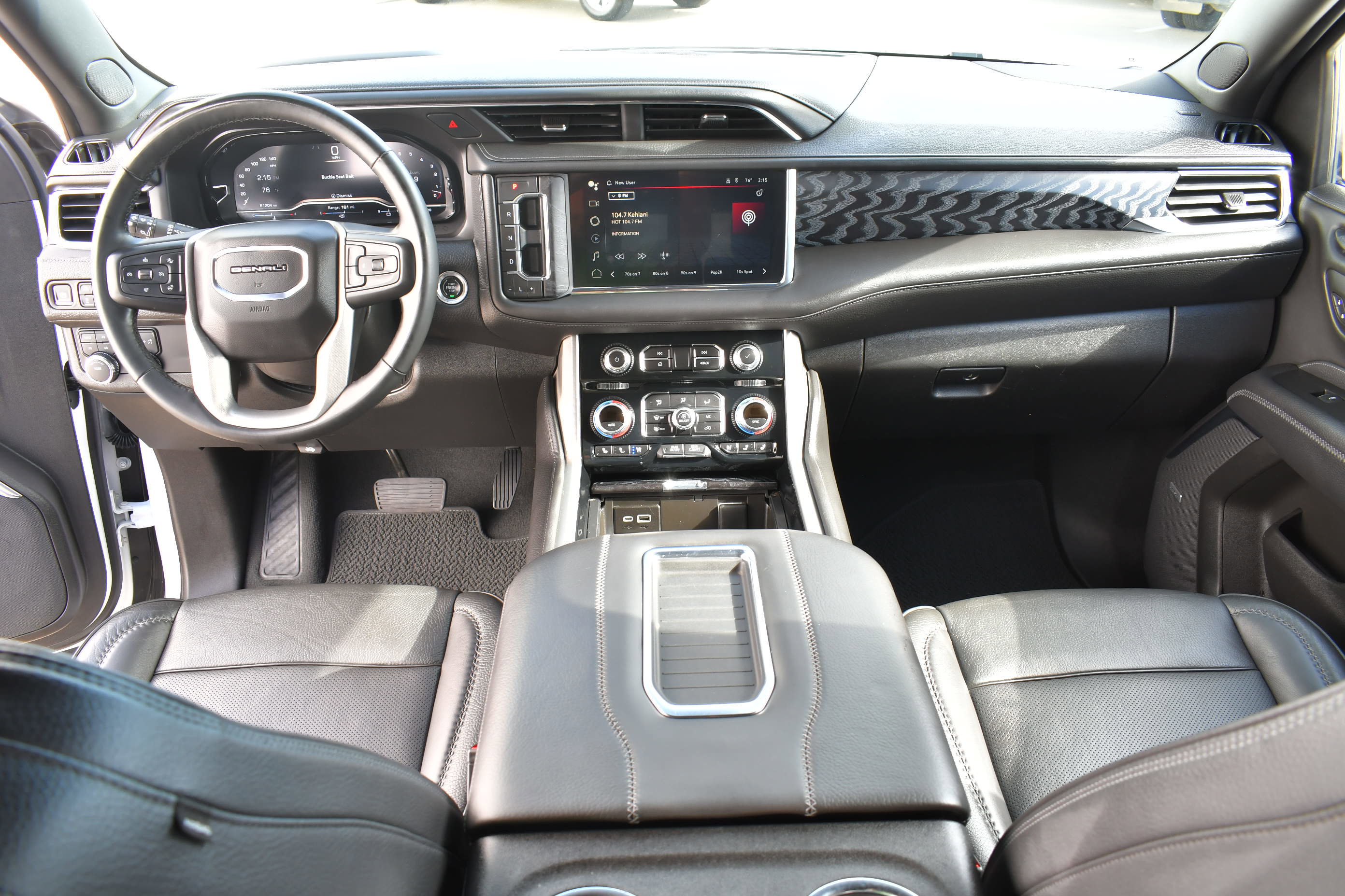 Used 2023 GMC Yukon Denali image 16