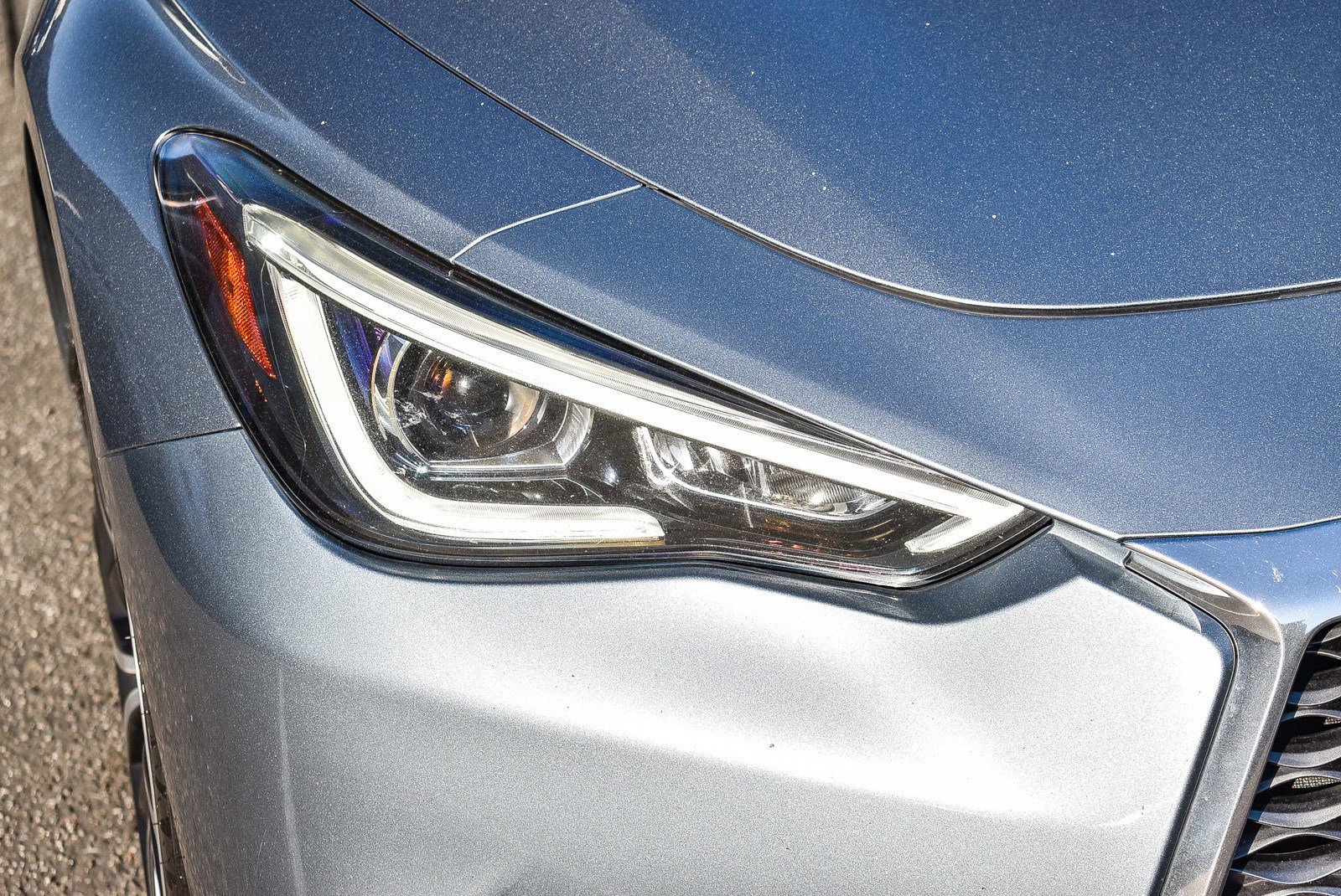 Used 2017 INFINITI Q60 w/ Premium Plus Package 2.0T image 8