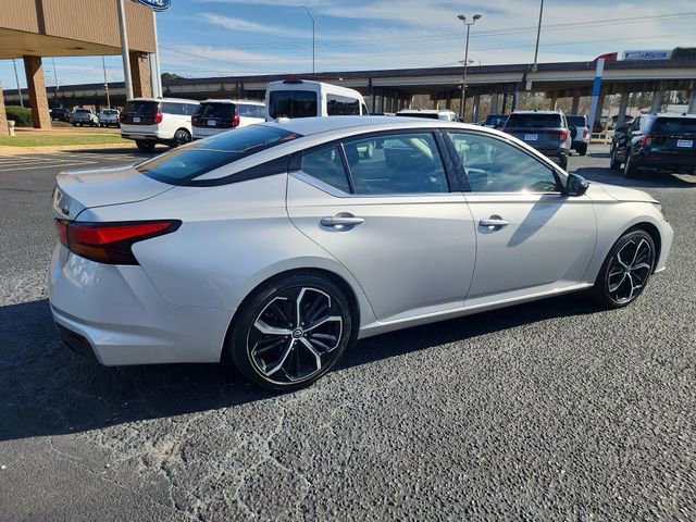 Used 2024 Nissan Altima 2.5 SR image 5