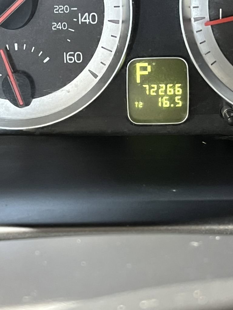 Used 2011 Volvo C70 T5 image 5
