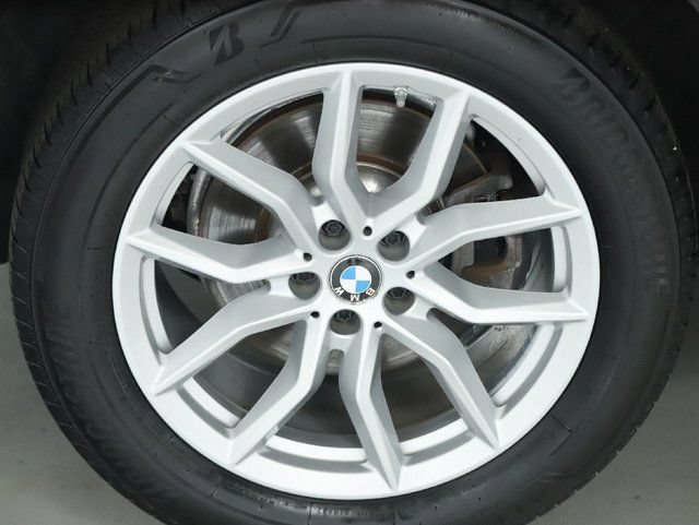 Used 2020 BMW X5 xDrive40i w/ Premium Package AWD/4WD image 14