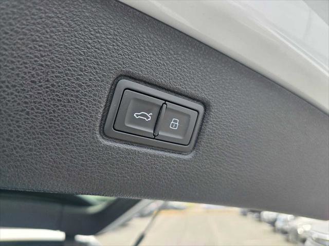 Used 2023 Audi Q7 2.0T Premium Plus w/ Premium Plus Package image 18