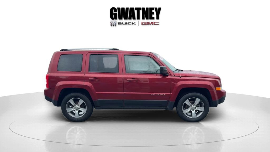 Used 2017 Jeep Patriot High Altitude AWD/4WD image 4