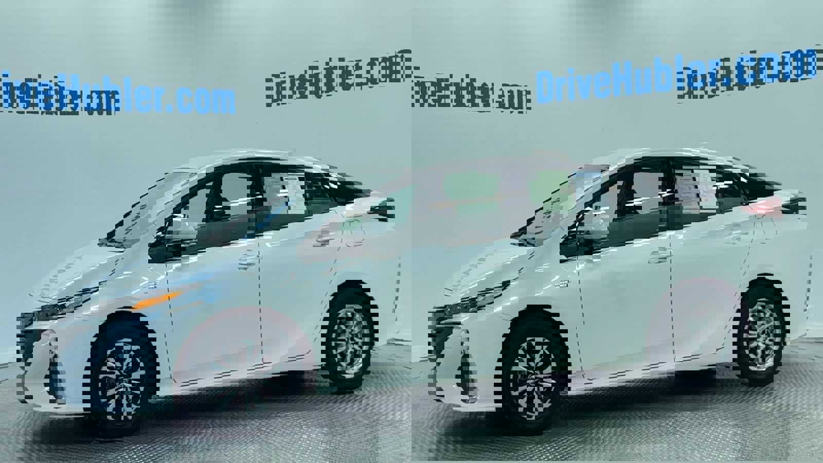 Used 2018 Toyota Prius Prime Premium image 5