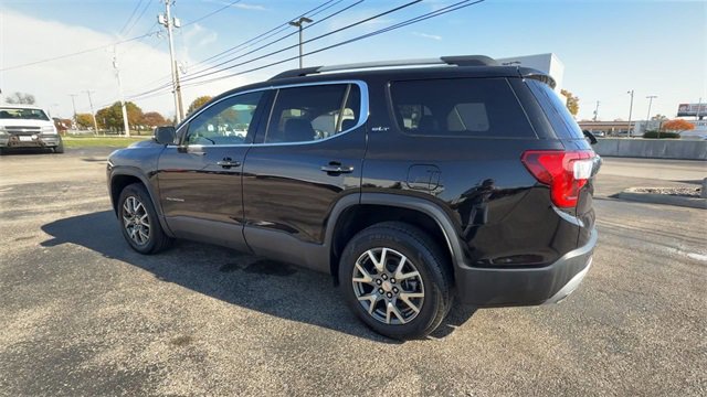 Used 2023 GMC Acadia SLT image 6