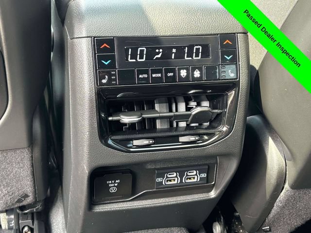 Used 2023 Jeep Grand Cherokee L Summit w/ Rear Seat Video Group I AWD/4WD image 32