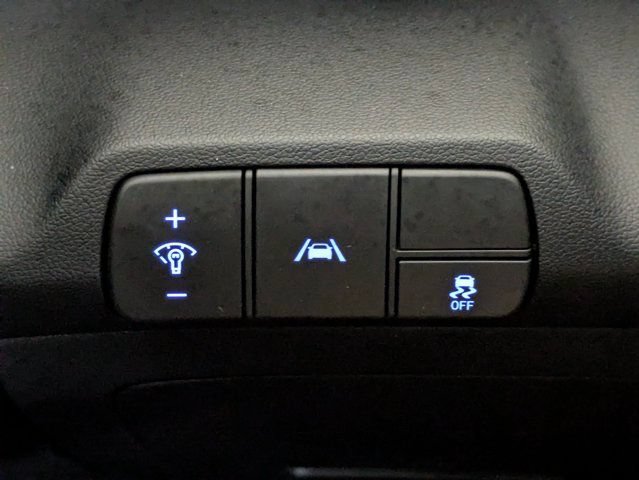 Used 2023 Hyundai Elantra SEL FWD image 22