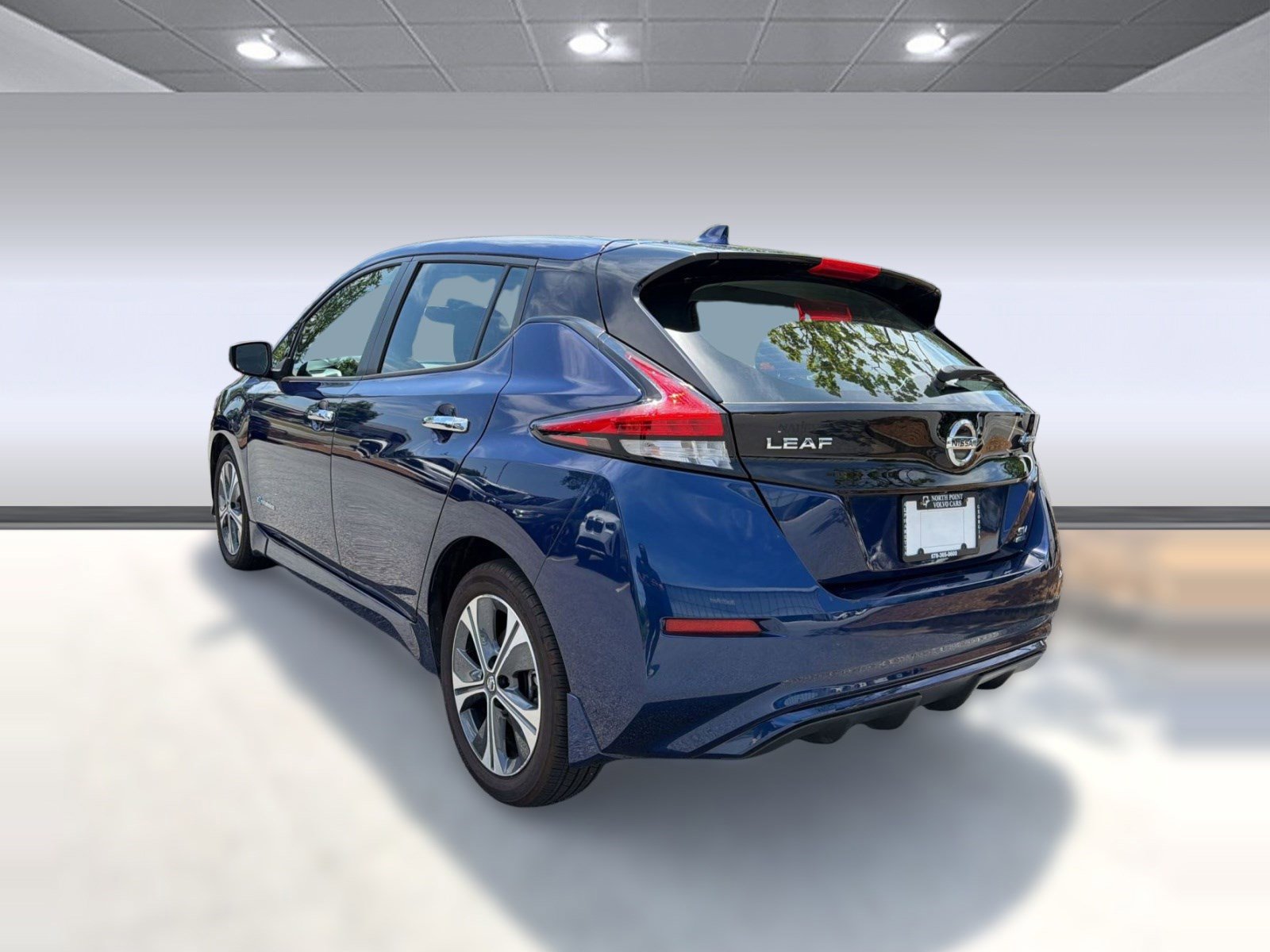 Used 2019 Nissan Leaf SV Plus w/ SV Plus Technology Package FWD image 3