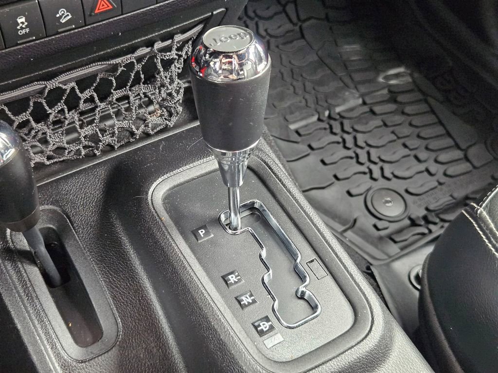 Used 2016 Jeep Wrangler Unlimited Sport image 19