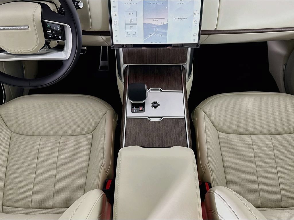 New 2026 Land Rover Range Rover SE AWD/4WD image 16