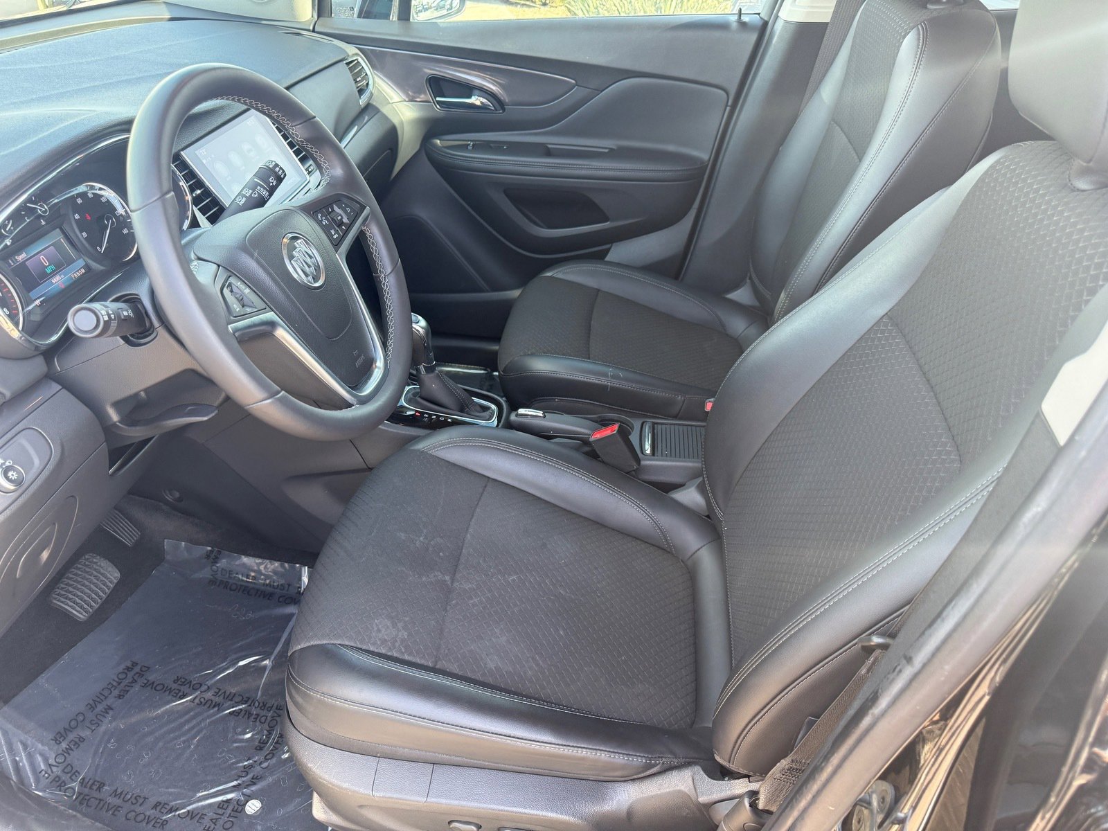 Used 2021 Buick Encore Preferred FWD image 11
