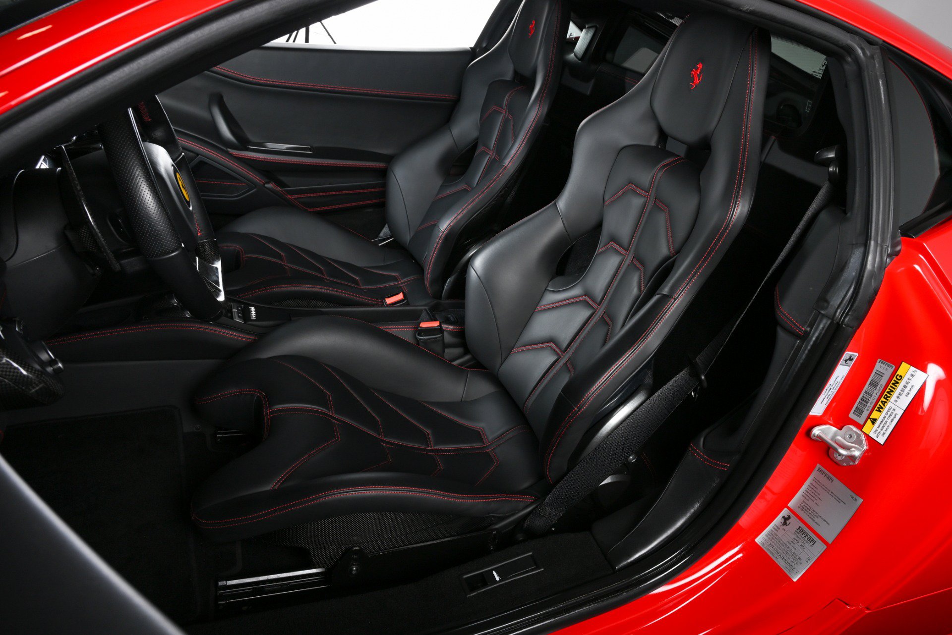 Used 2014 Ferrari 458 Italia Coupe RWD image 13