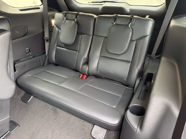 New 2027 Ford Explorer ST-Line AWD/4WD image 14