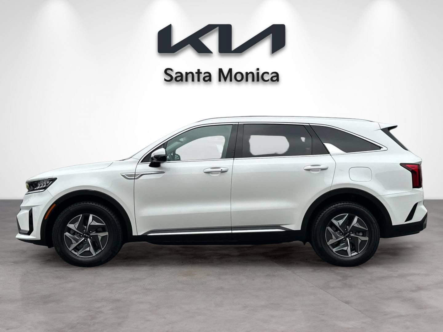 Certified 2023 Kia Sorento EX FWD image 3