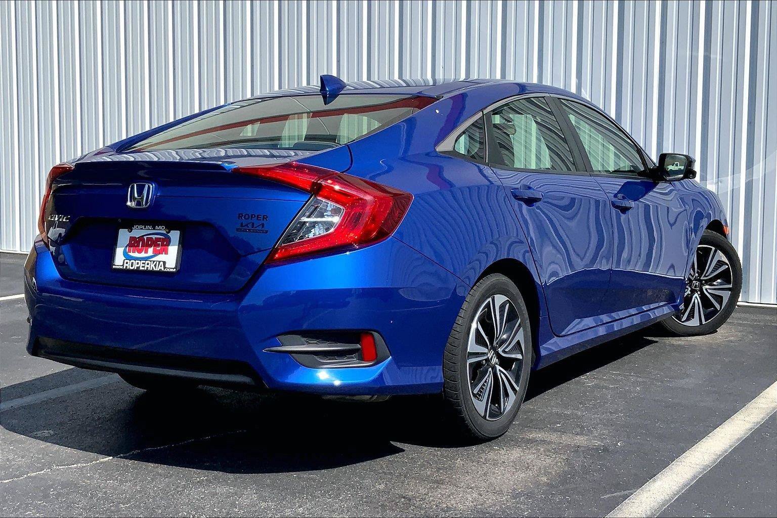 Used 2018 Honda Civic EX-T image 10