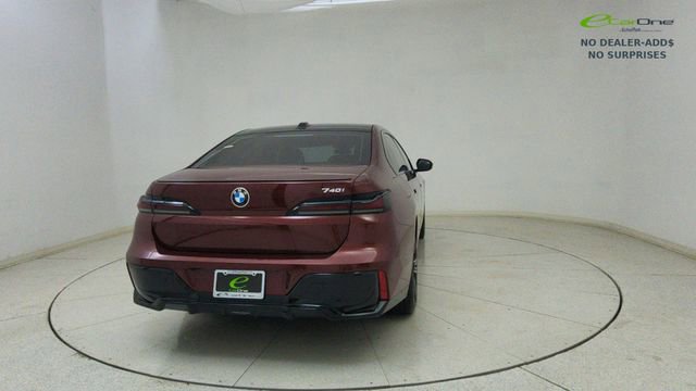 Used 2023 BMW 740i image 68