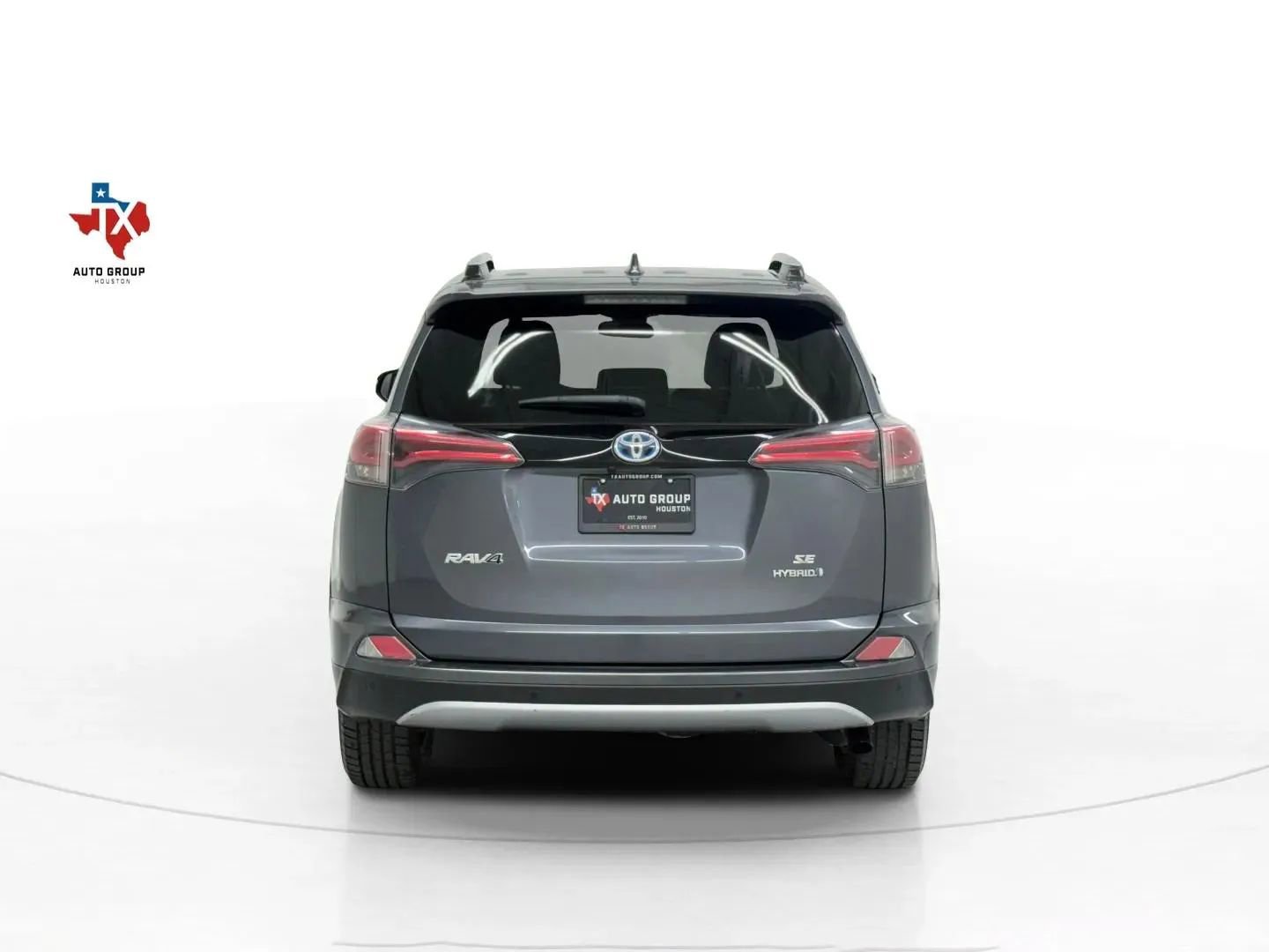 Used 2017 Toyota RAV4 SE w/ Advanced Technology Package image 7