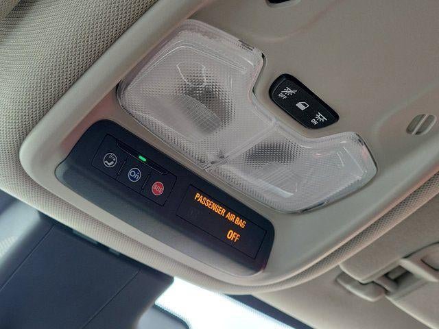 Used 2024 Buick Encore GX Sport Touring w/ Comfort Package FWD image 31