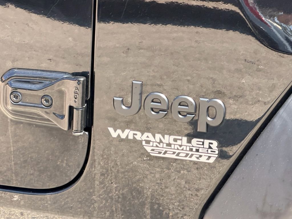 Used 2021 Jeep Wrangler Unlimited Sport w/ Sun And Sound Package AWD/4WD image 10