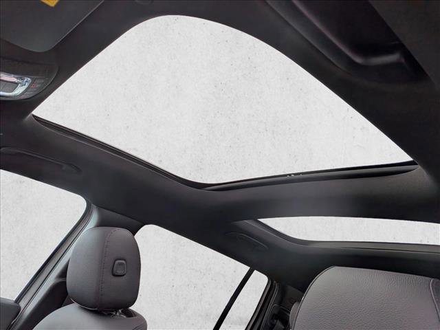 New 2026 Mercedes-Benz GLB 250 4MATIC image 14