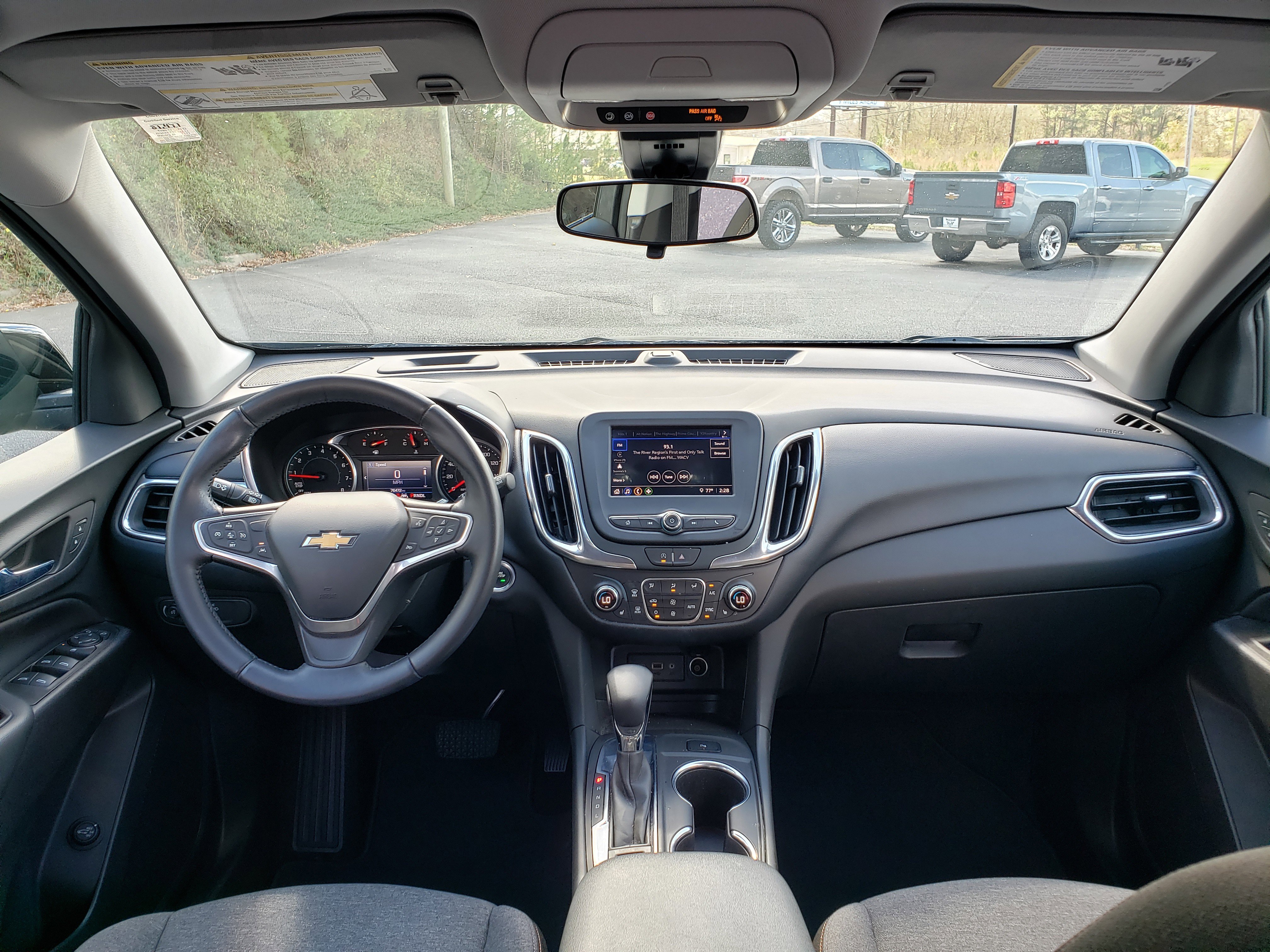 Used 2022 Chevrolet Equinox LT w/ Driver Convenience Package image 32