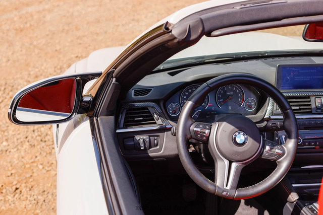 Used 2015 BMW M4 Convertible image 47