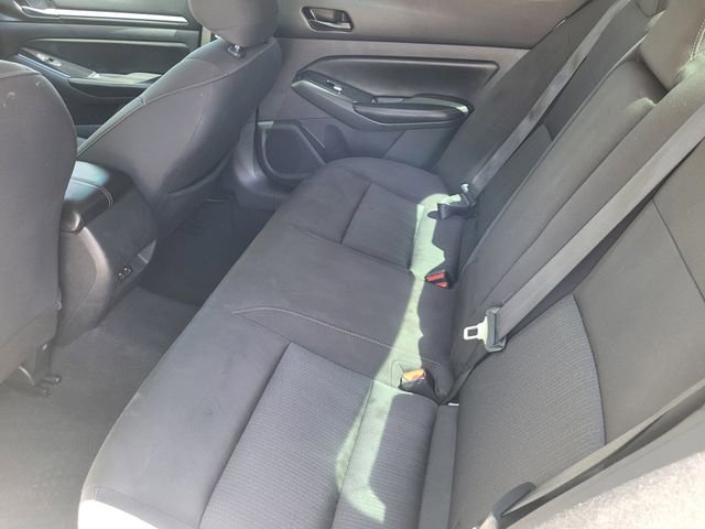 Used 2023 Nissan Altima 2.5 SV FWD image 21