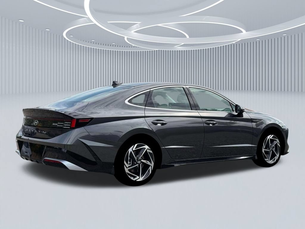 New 2026 Hyundai Sonata SEL FWD image 8