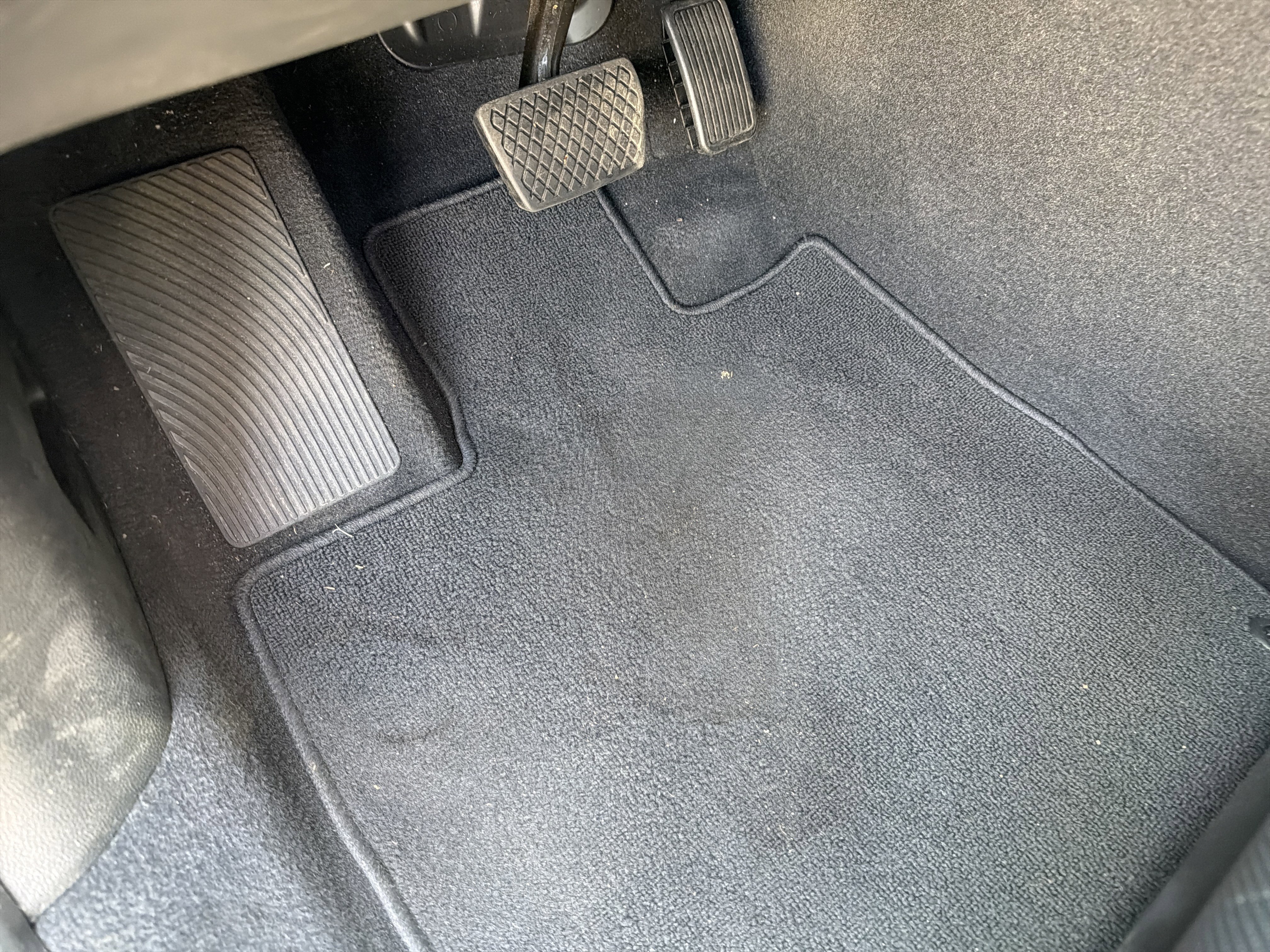 Certified 2024 Acura MDX FWD w/ Technology Package image 21