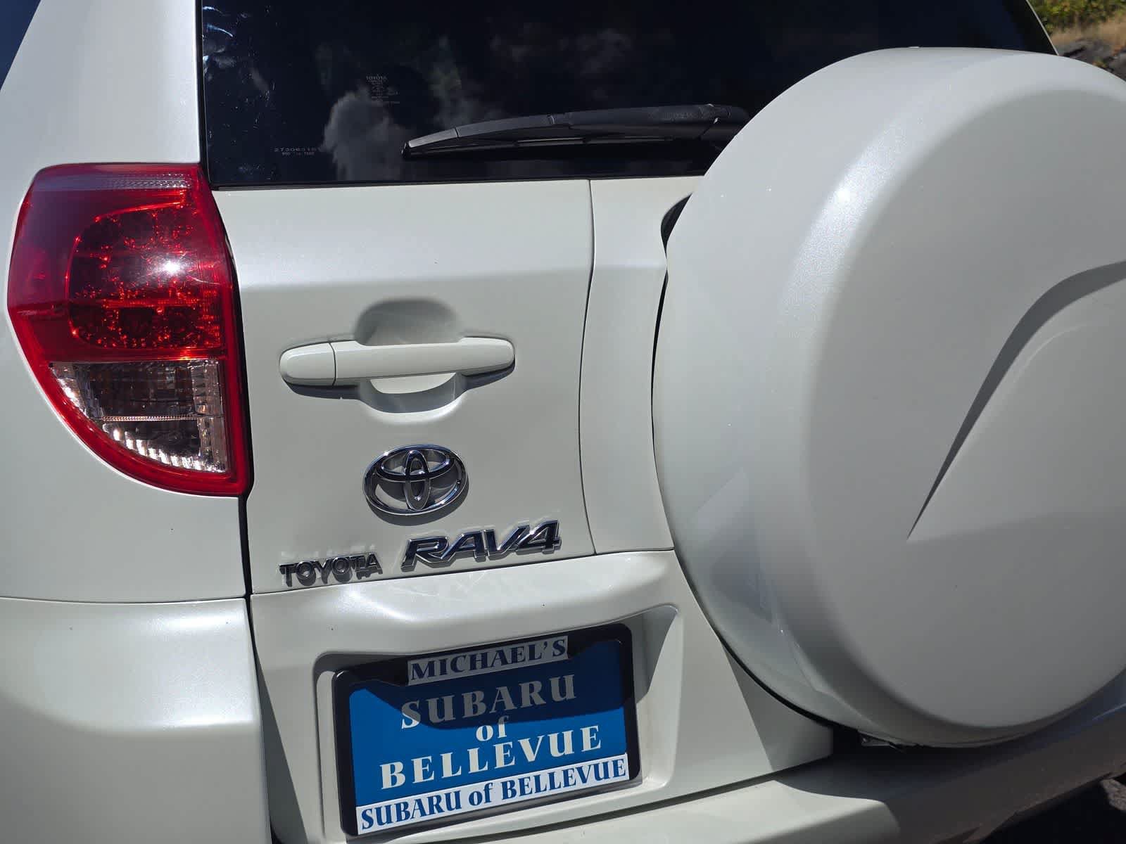 Used 2007 Toyota RAV4 Limited AWD/4WD image 7
