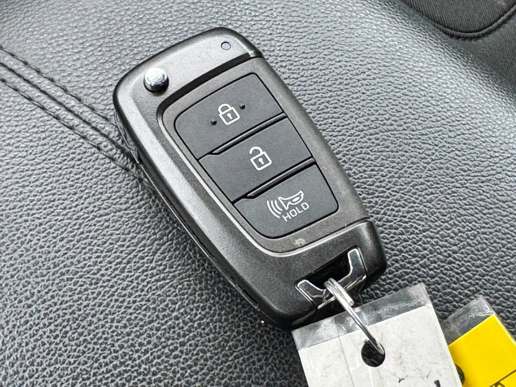 Used 2022 Hyundai Tucson SE AWD/4WD image 30