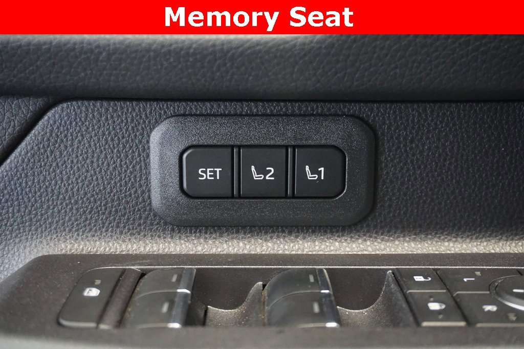 Certified 2024 Toyota Land Cruiser image 7