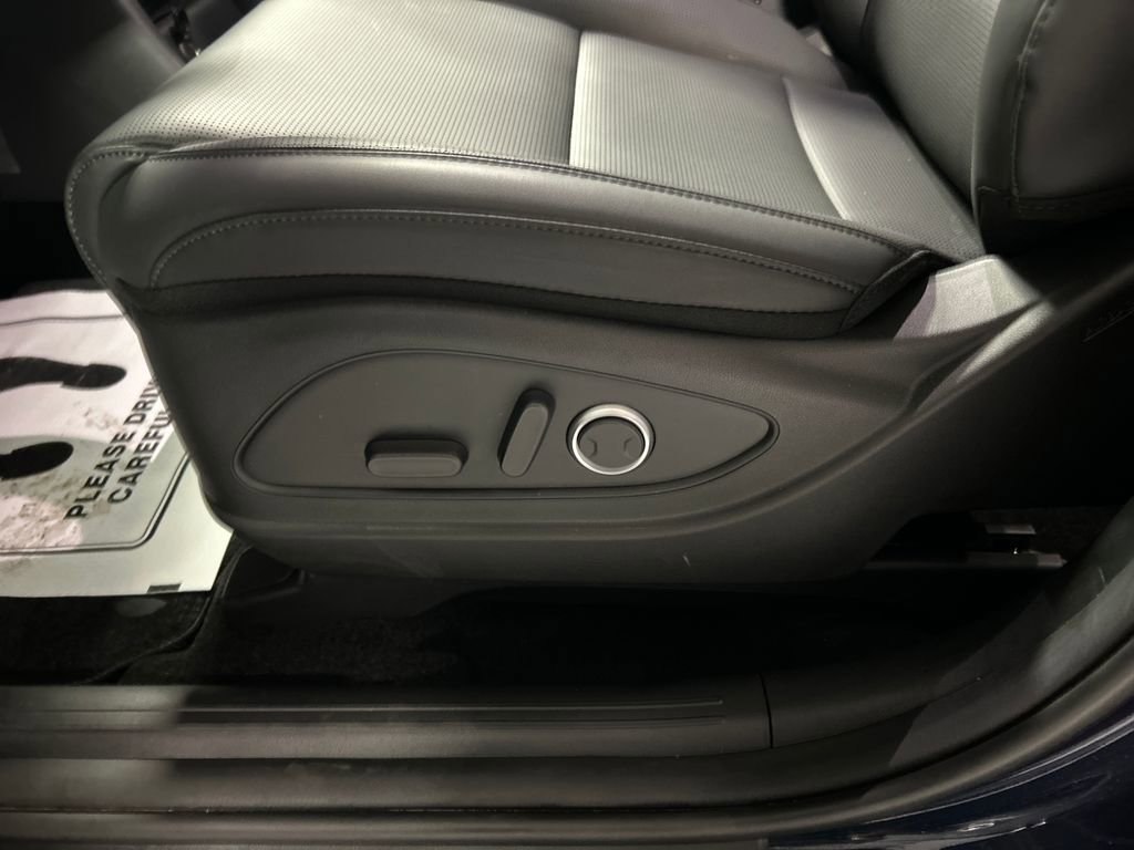Used 2026 Hyundai Palisade SEL AWD/4WD image 11