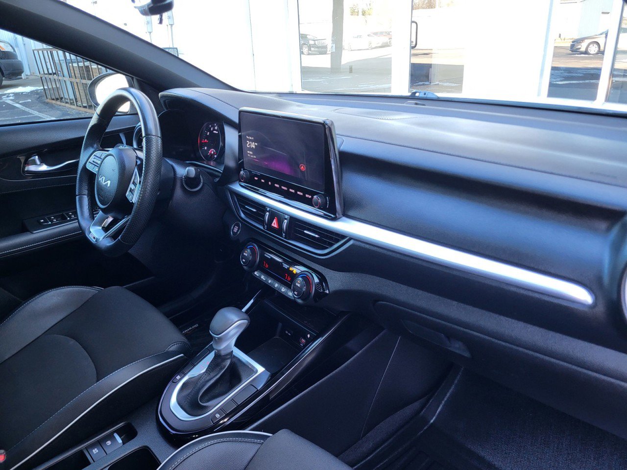 Used 2023 Kia Forte GT-Line w/ GT-Line Premium Package image 34