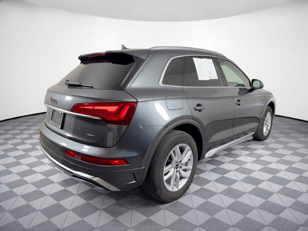 Certified 2023 Audi Q5 2.0T Premium w/ Convenience Package AWD/4WD image 9