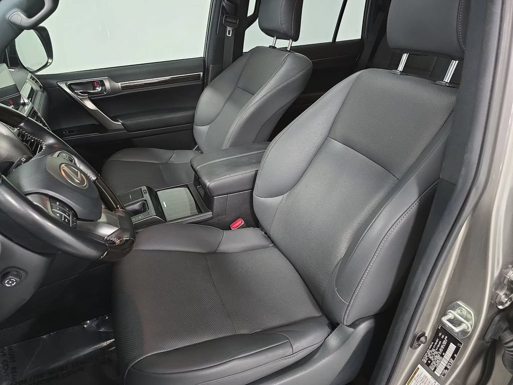 Used 2022 Lexus GX 460 Premium w/ Premium Plus Package AWD/4WD image 5
