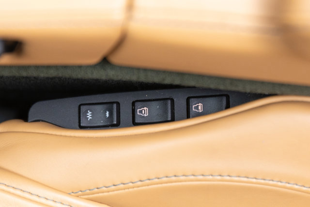 Used 2008 Aston Martin V8 Vantage Roadster image 95