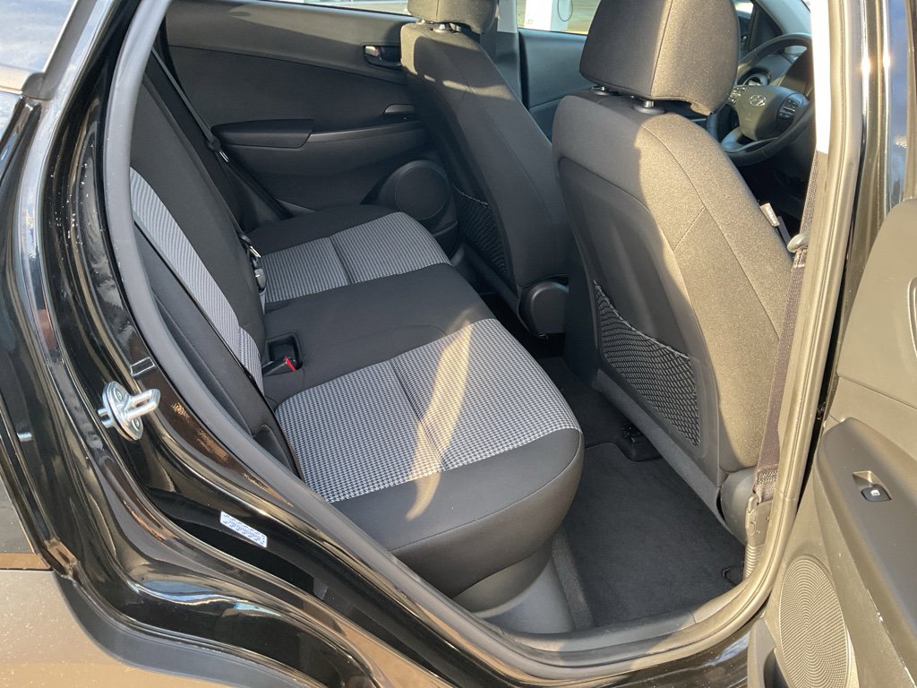 Used 2021 Hyundai Kona SEL image 9