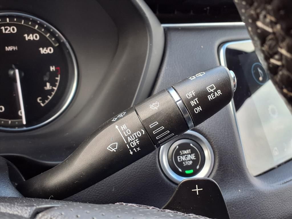 Used 2023 Cadillac XT4 Sport w/ Cold Weather Package image 20