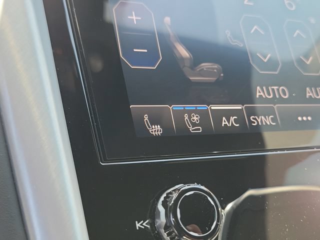 Used 2024 Lamborghini Urus S AWD/4WD image 13