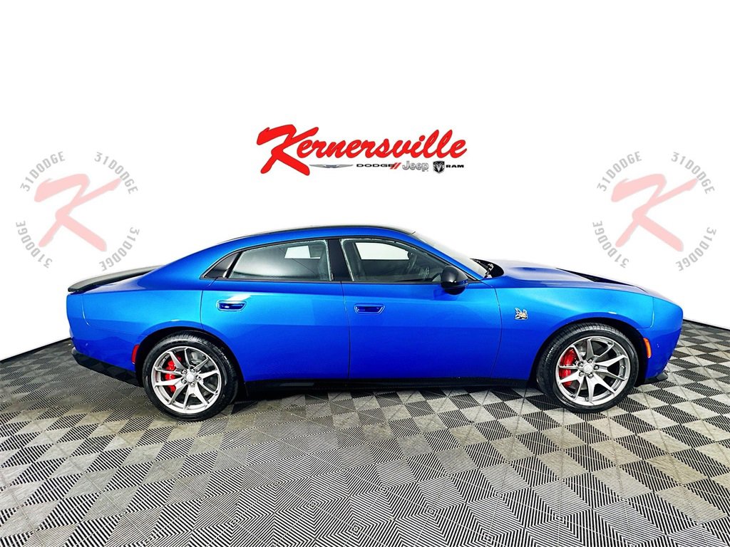 New 2026 Dodge Charger Daytona Scat Pack w/ Track Package image 8