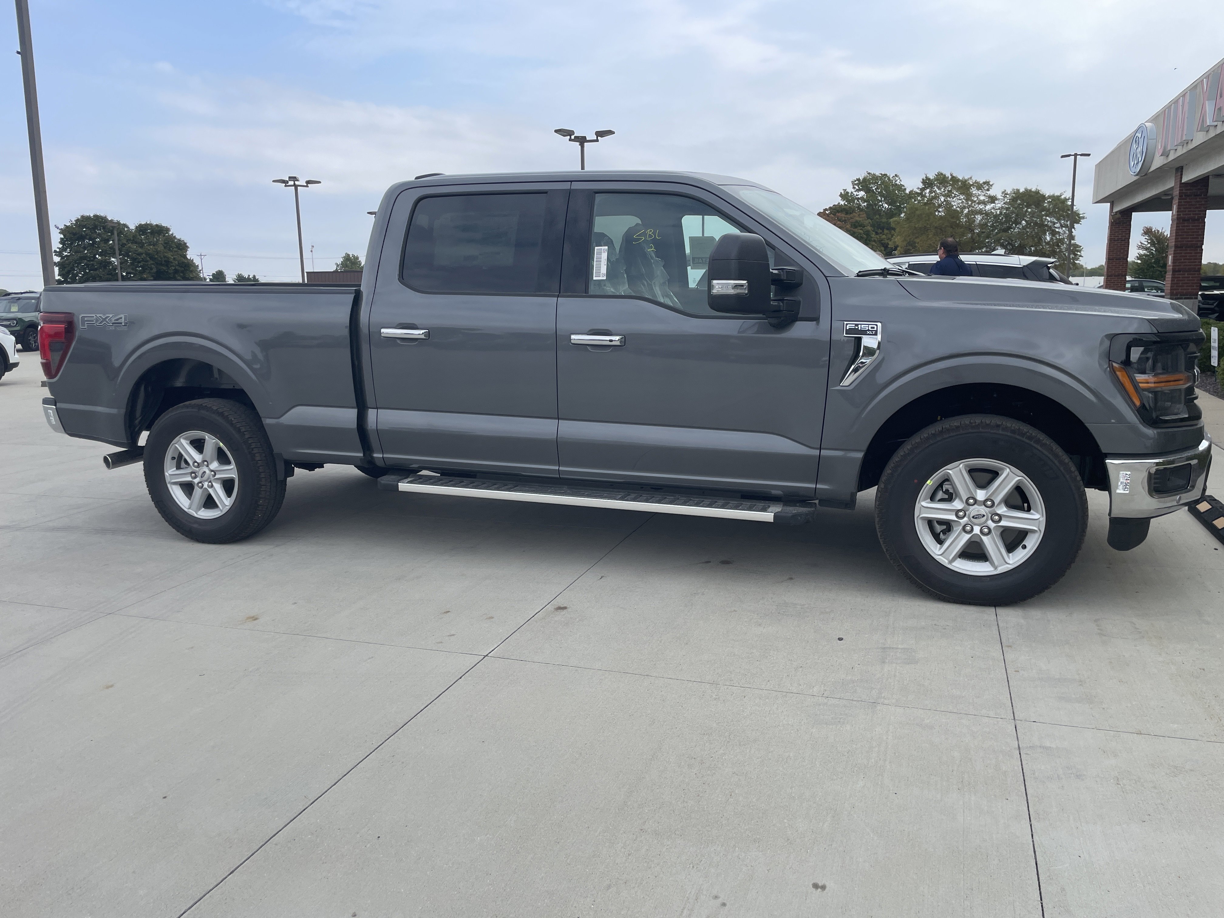 New 2025 Ford F150 XLT w/ Equipment Group 302A MID image 5