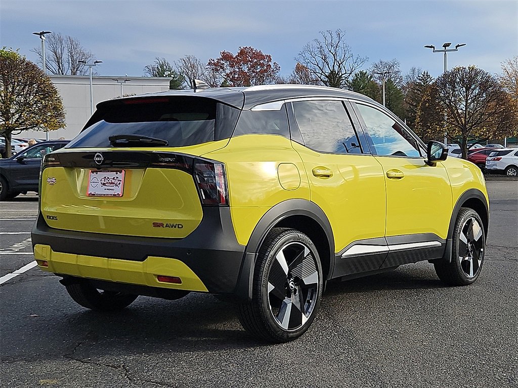 Certified 2025 Nissan Kicks SR w/ Illumination Package image 8