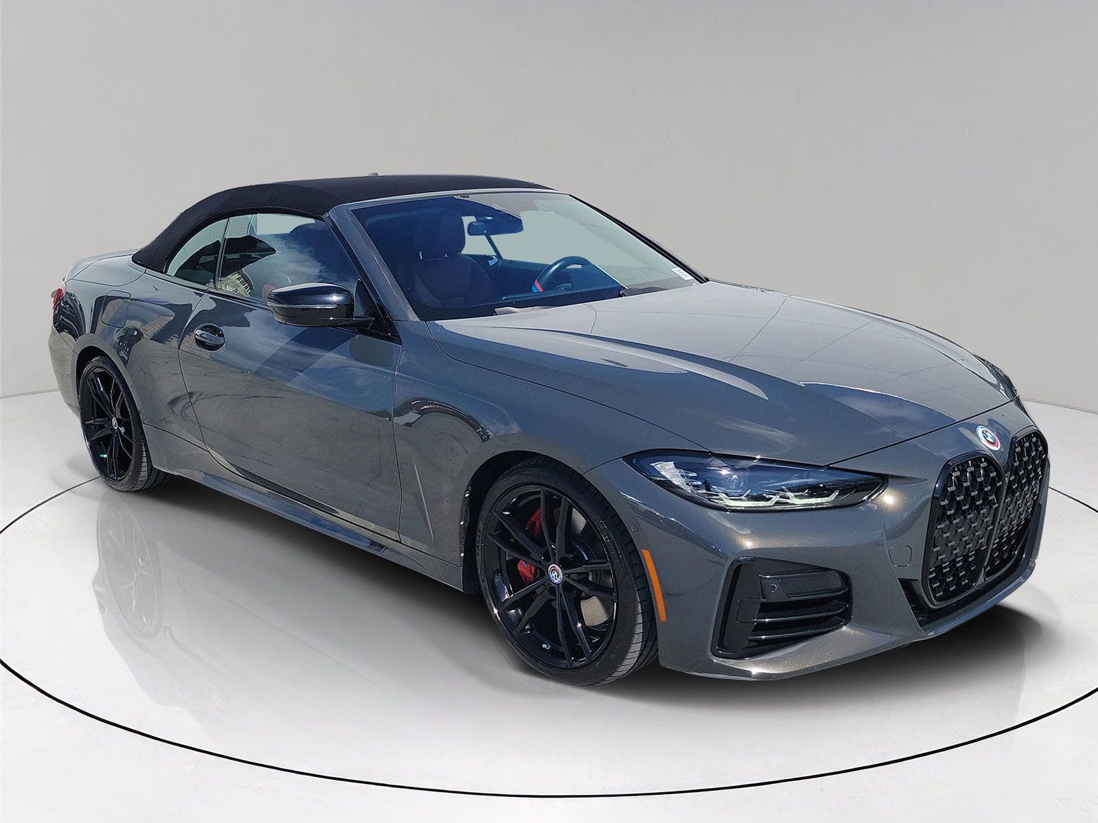 Used 2023 BMW M440i Convertible w/ Premium Package image 1