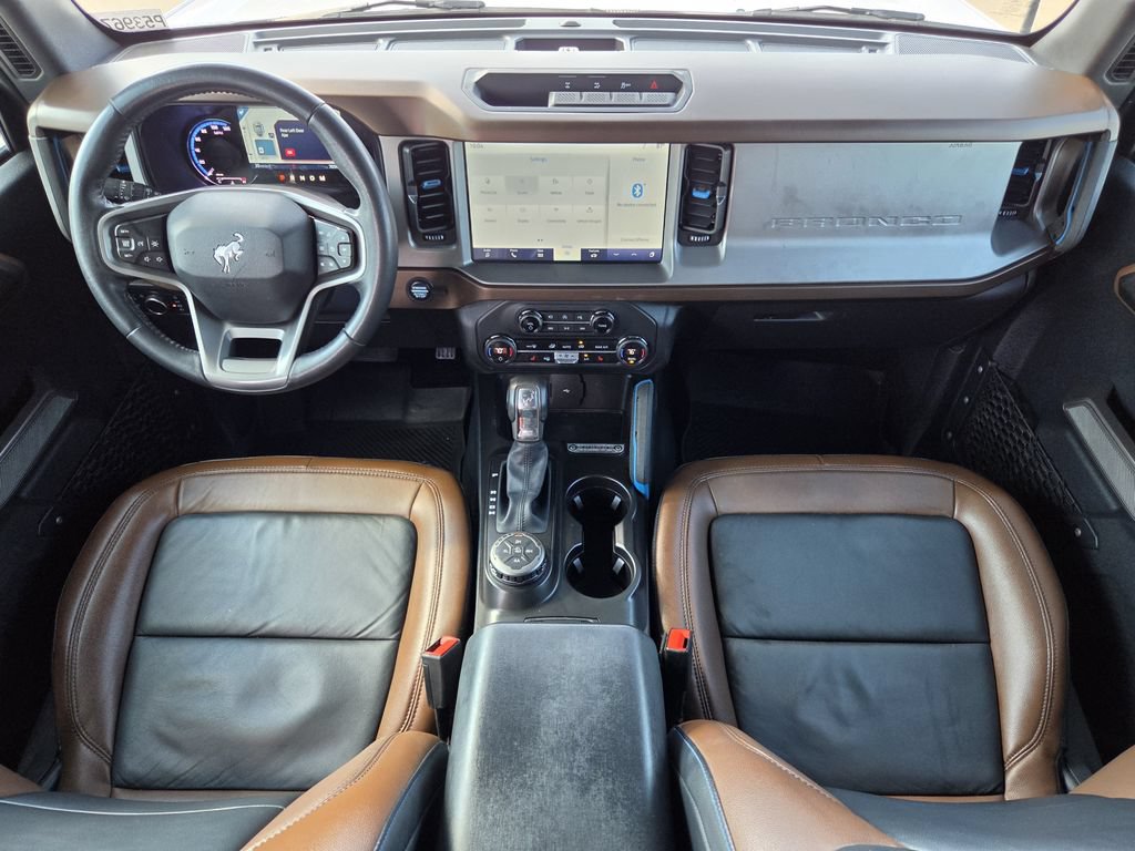 Used 2023 Ford Bronco Outer Banks AWD/4WD image 12