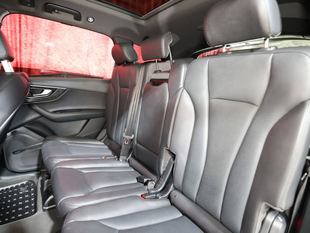 Used 2018 Audi Q7 3.0T Premium Plus w/ Premium Plus Package AWD/4WD image 14
