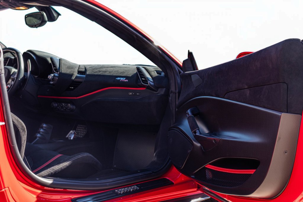 Certified 2019 Ferrari 488 Pista Coupe RWD image 48