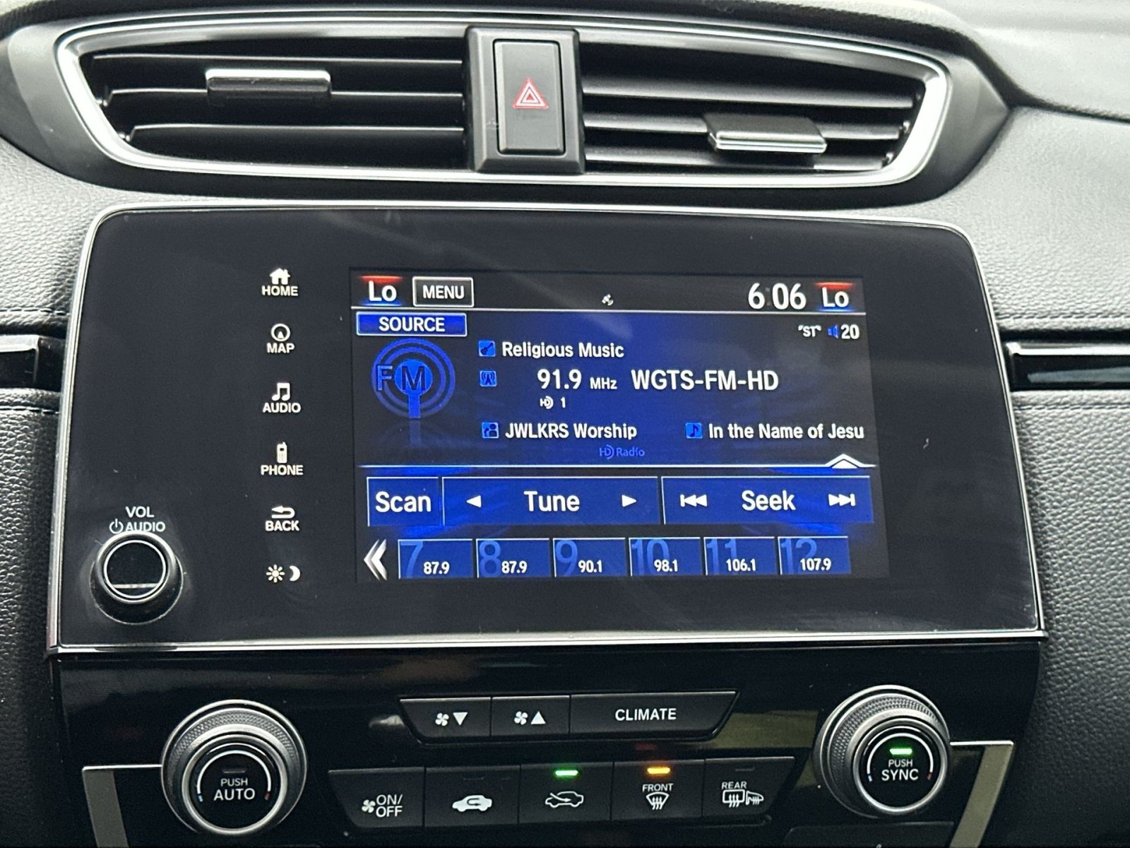 Used 2022 Honda CR-V Touring image 26