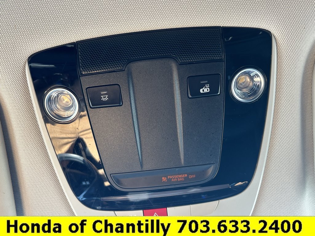 Used 2022 Kia EV6 Wind w/ Wind Technology Package AWD/4WD image 16